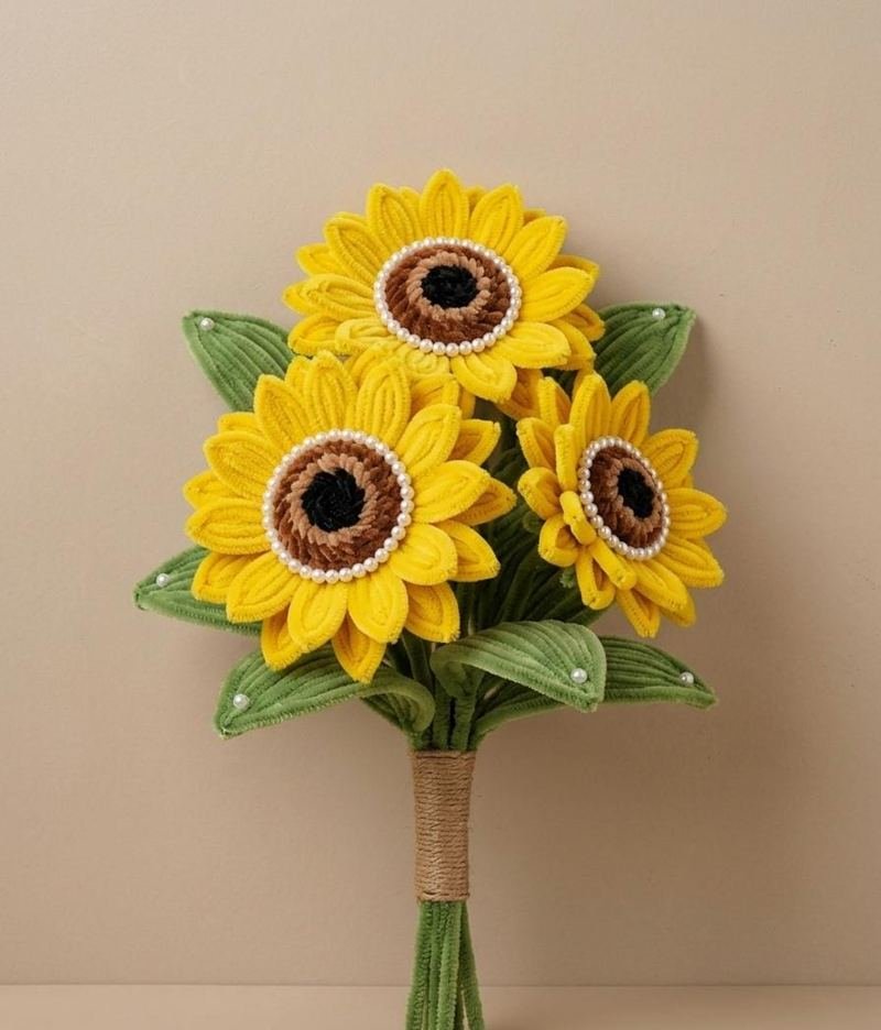 Handmade velvet sunflower bouquet